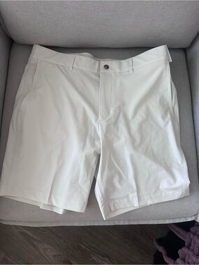 Walter Hagen Men’s Performance Golf Shorts in Light Gray - BNWT